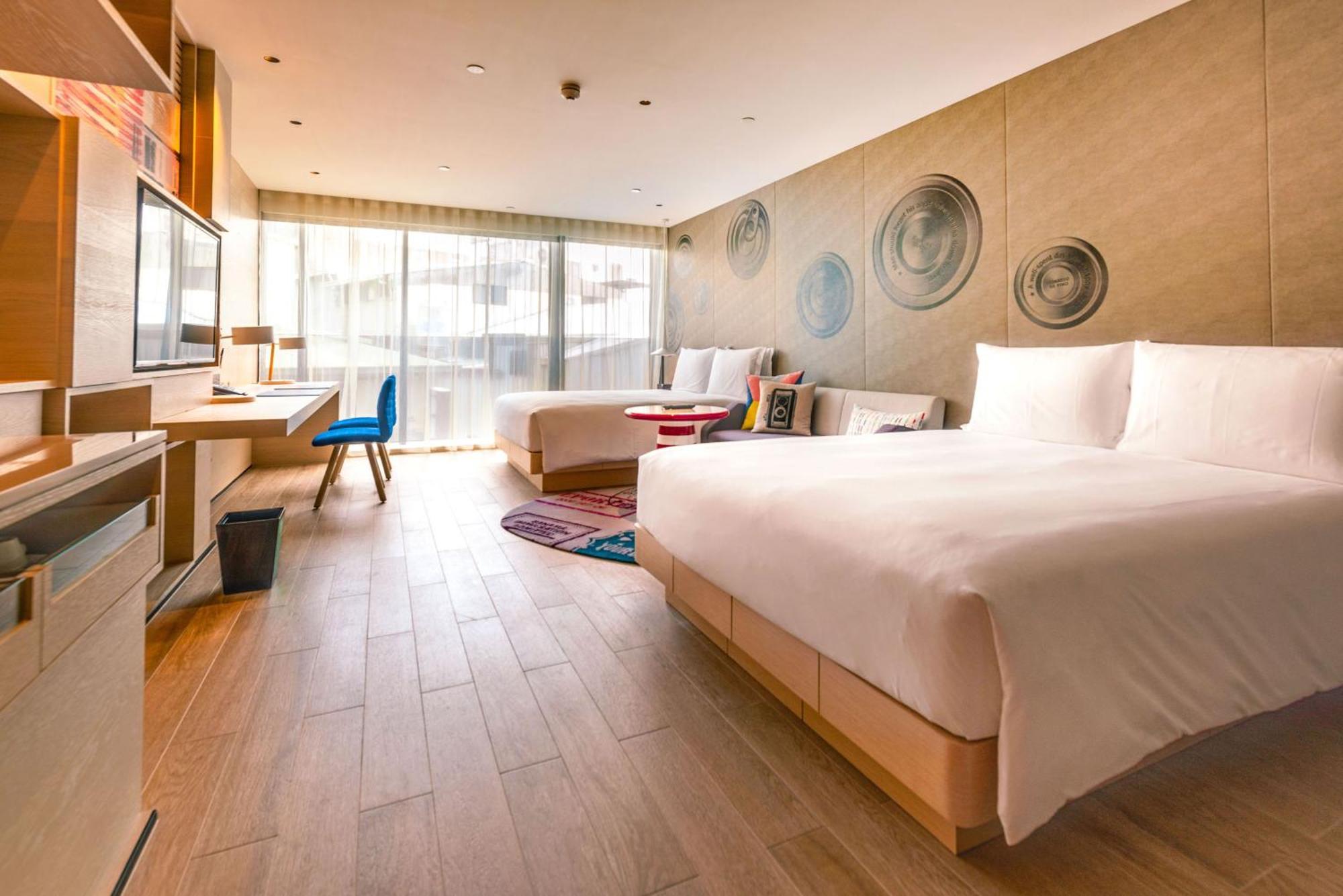 Hotel Indigo Kaohsiung Central Park By Ihg Esterno foto Deluxe Room