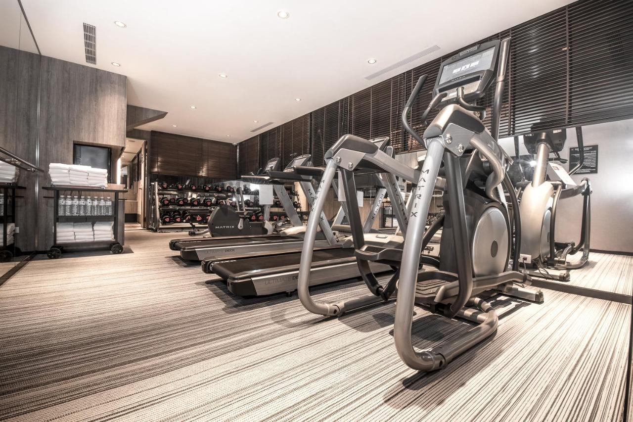 Hotel Indigo Kaohsiung Central Park By Ihg Esterno foto The gym at The Landmark